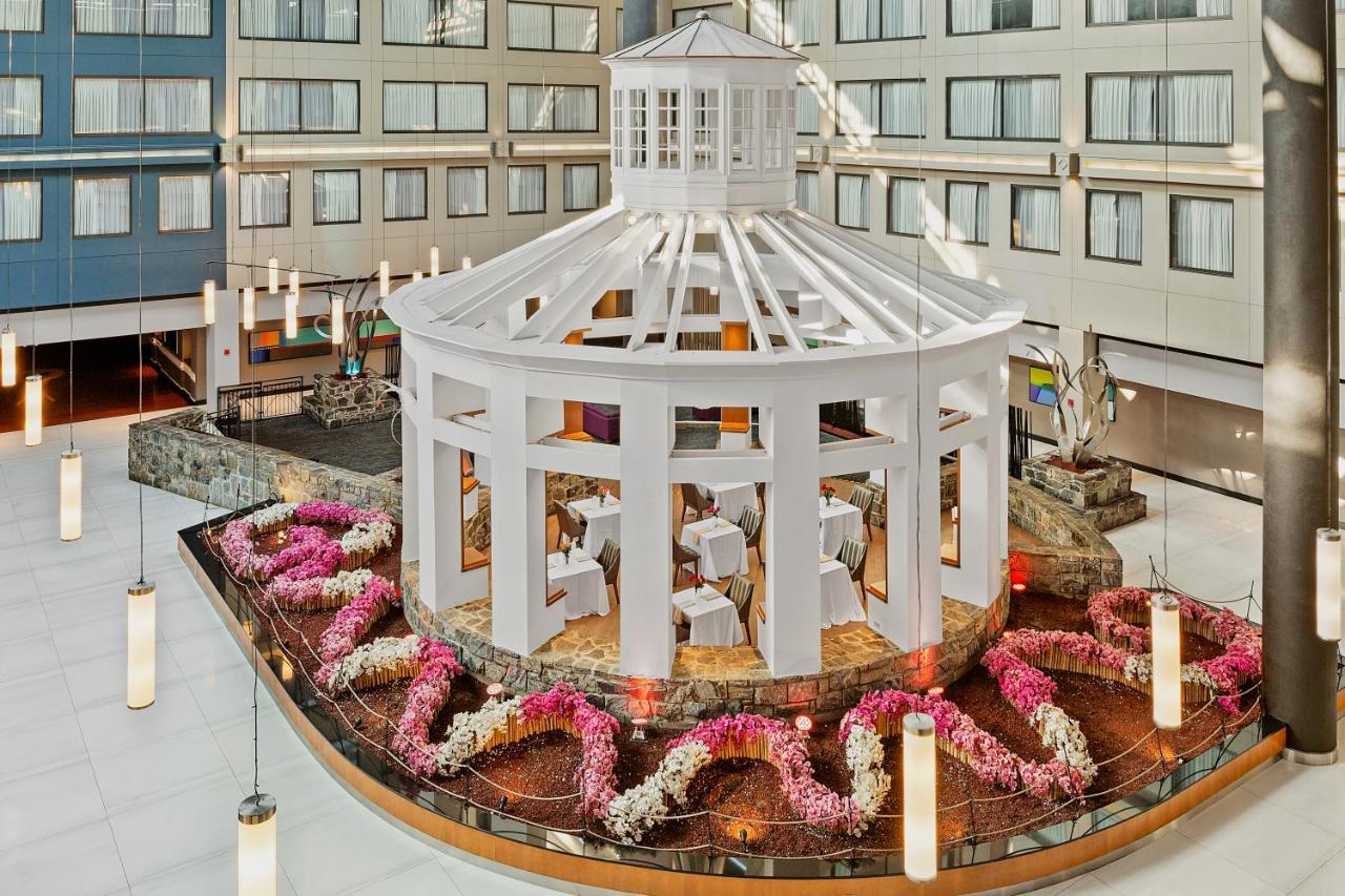 The Armon Stamford Hotel & Conference Center Exterior foto