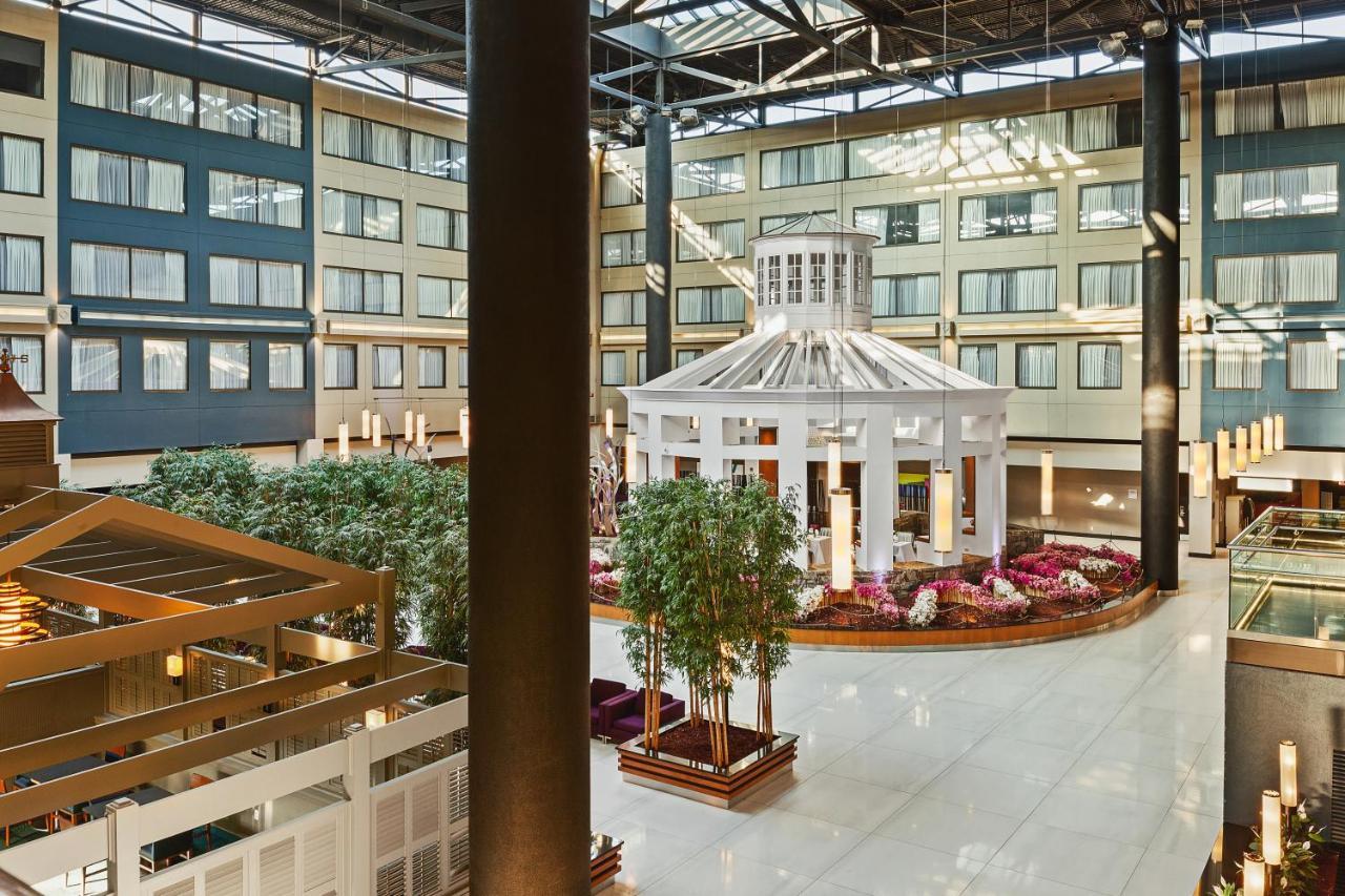 The Armon Stamford Hotel & Conference Center Exterior foto